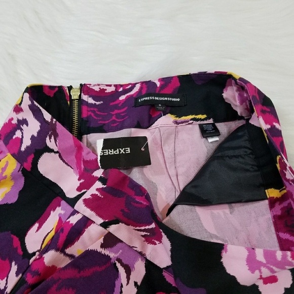 Express Floral Skirt Single Pleat Pink Black Roses - Picture 4 of 6